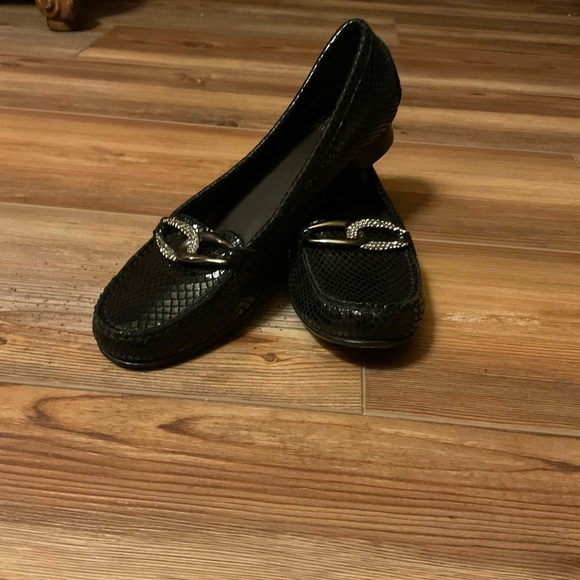 Stuart Weitzman loafers Size 7.5 N. EUC - Picture 5 of 7